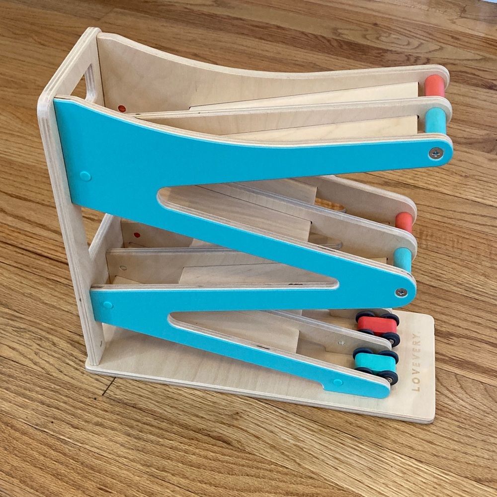 Lovevery Wooden Ramp Race and Chase 16-18 month old Adventure play kit toy